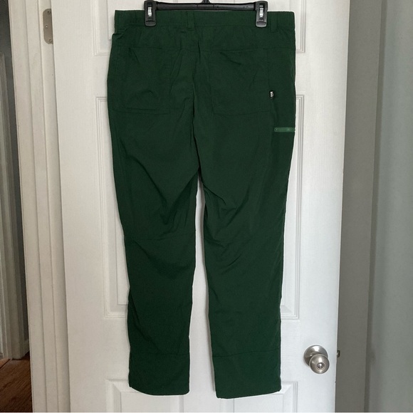 REI Co-op Women's Green Trailmade Pants Outdoor Hiking UPF 50+ - Picture 3 of 9